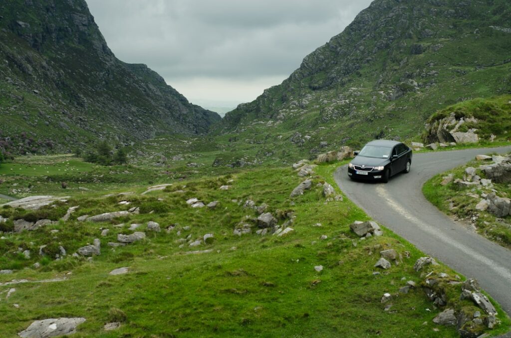 Practical Guides: Renting a Car in Ireland and What to Know