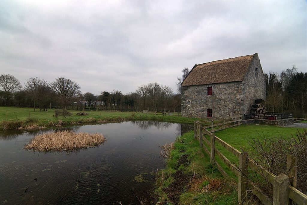 How to Visit Bunratty Folk Park: Clare's Living History Village